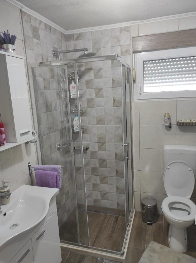 Apartman Ana 캐플례나 외부 사진